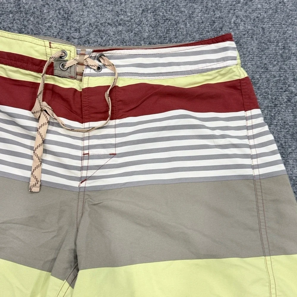 Patagonia Wavefarer Board Shorts Men's‎ 32 Striped Swim Trunks STY86580SP15